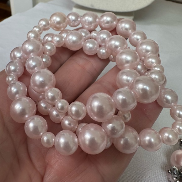 Set of pink vintage stretch bead bracelets - Picture 4 of 6